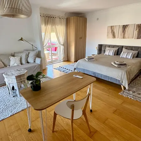 דירה Oceanfront 2 Bedrooms With Swimming Pool & Garage קסקאיס