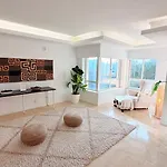 Oceanfront 2 Bedrooms Apartment With Swimming Pool & Garage Cascais
