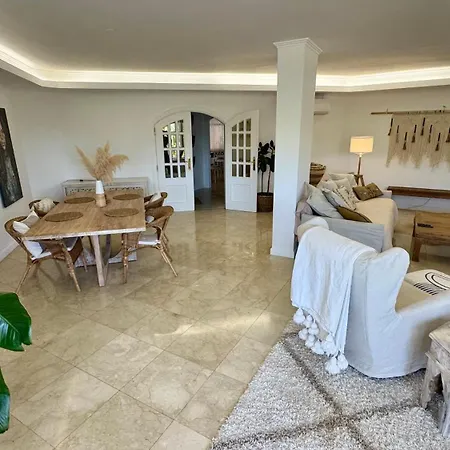 2 Bedrooms With Swimming Pool Nomad Dreams N 7 *