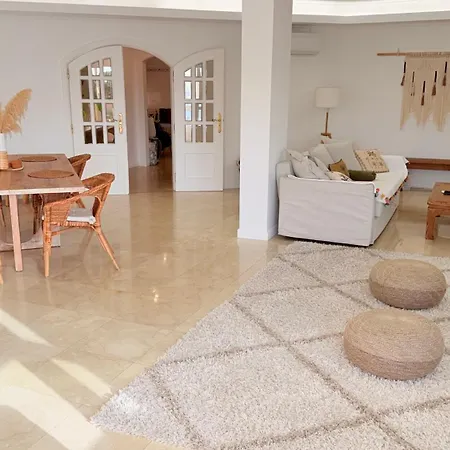 דירה Nomad Dreams N 7 2 Bedrooms With Swimming Pool & Garage *