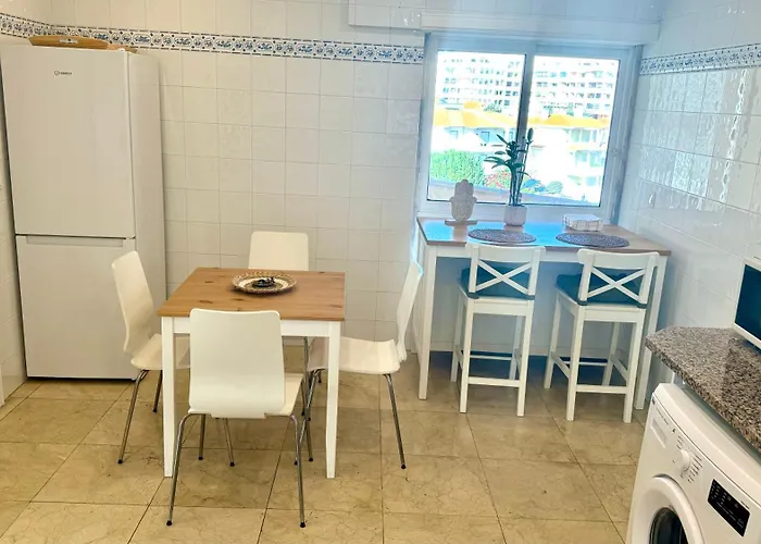 Nomad Dreams N 7 2 Bedrooms With Swimming Pool & Garage Lejlighed