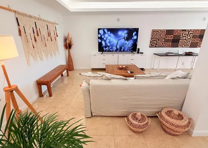 Nomad Dreams N 7 2 Bedrooms With Swimming Pool & Garage