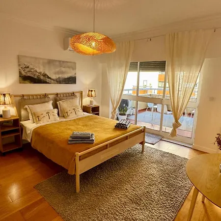 Oceanfront 2 Bedrooms With Swimming Pool & Garage * Cascais