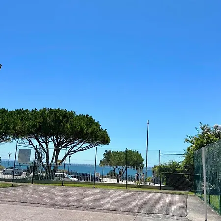 Daire Oceanfront 2 Bedrooms With Swimming Pool & Garage